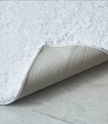 שטיחון אמבטיה הרמוני לבן